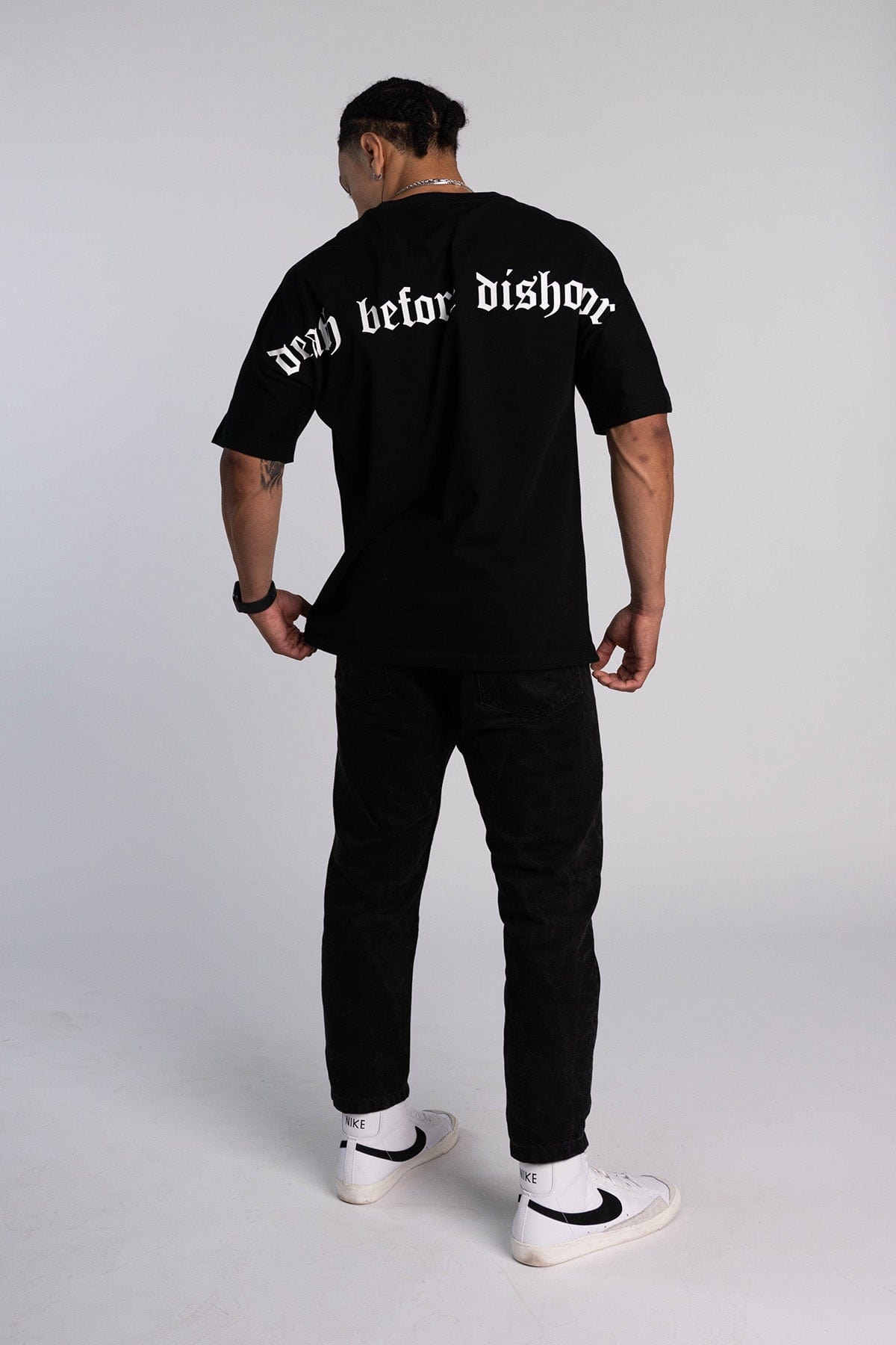 'Death Before Dishonor’ Oversized Tee